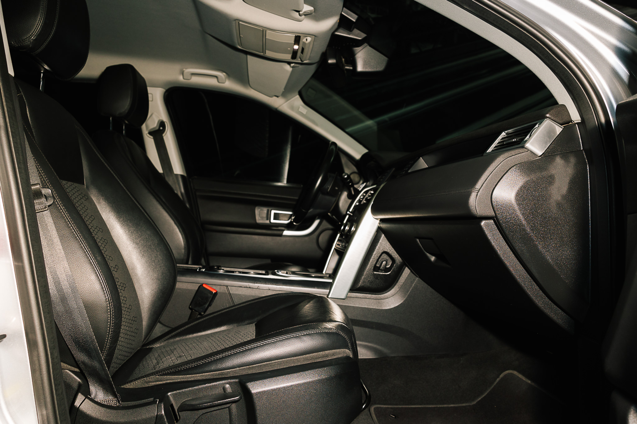 LAND ROVER DISCOVERY SE 2015