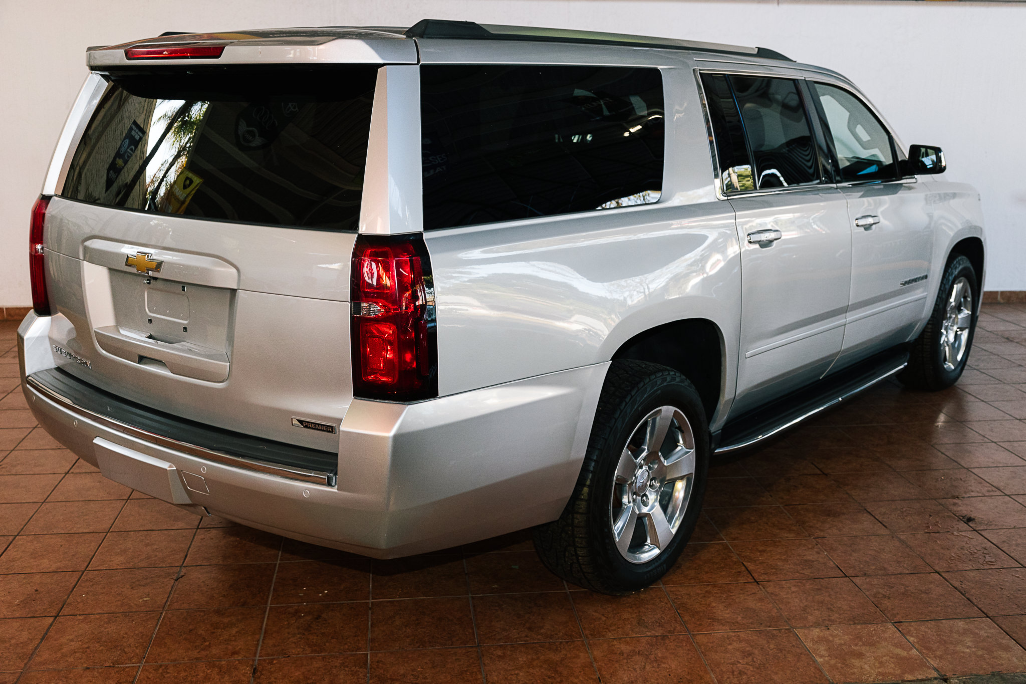 CHEVROLET SUBURBAN 2017 PAQ. PREMIER