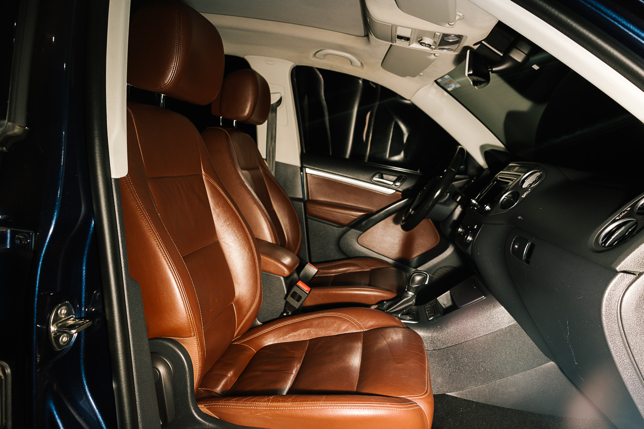 VOLKSWAGEN TIGUAN 2015 TRACK FUN