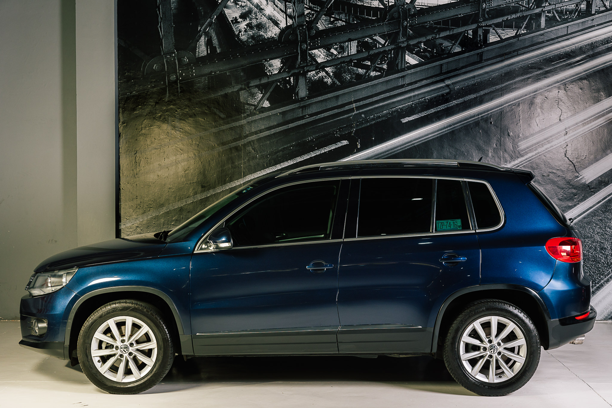 VOLKSWAGEN TIGUAN 2015 TRACK FUN