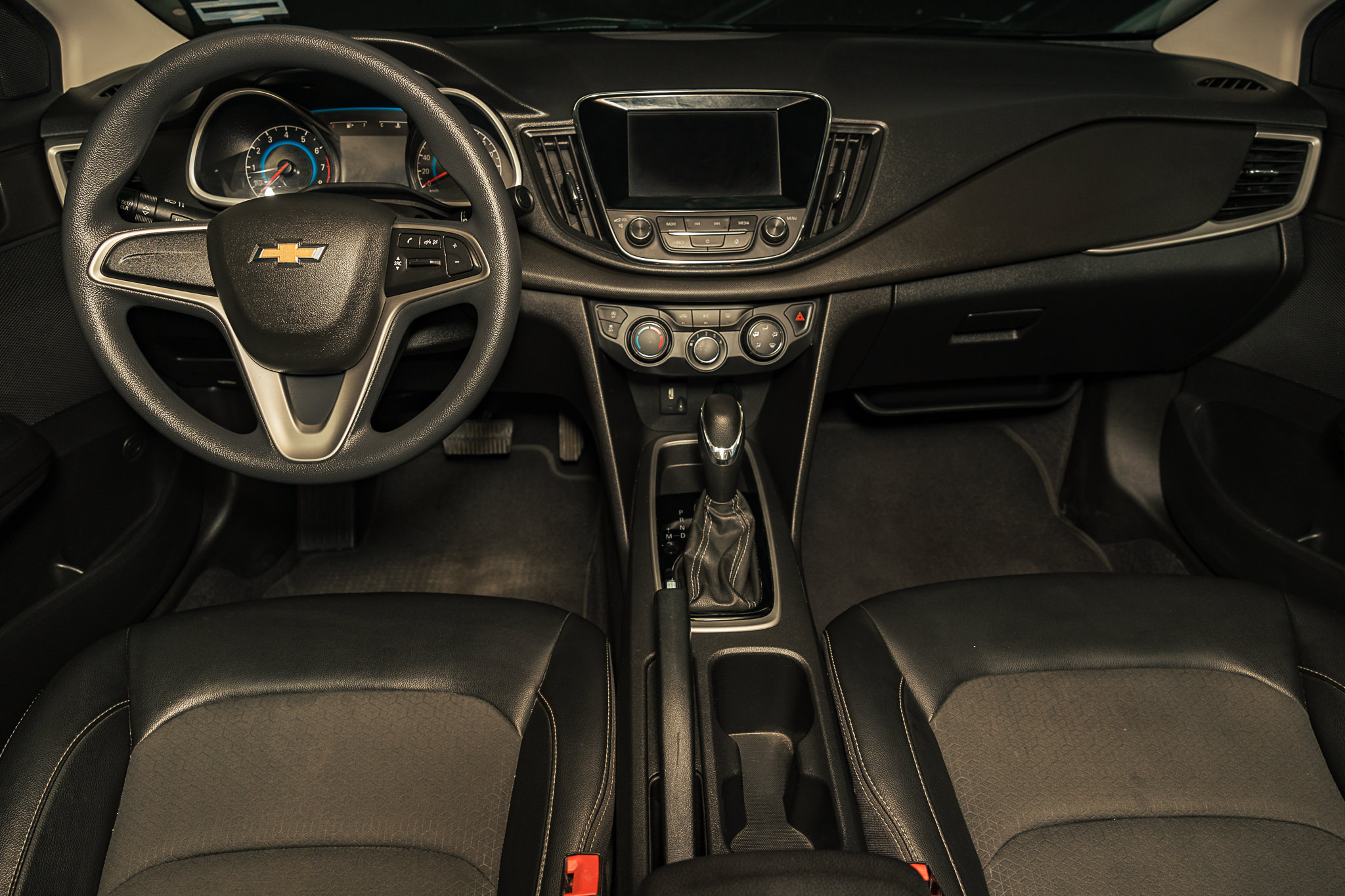 CHEVROLET CAVALIER LS 2021