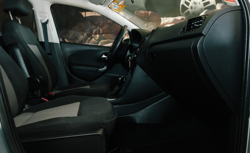 VOLKSWAGEN VENTO 2020 CONFORTLINE