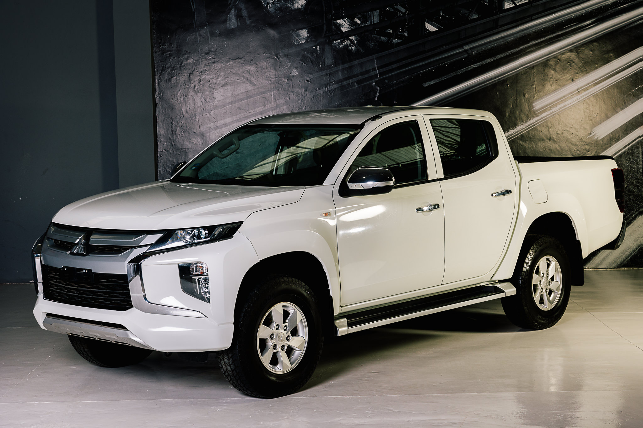MITSUBISHI L-200 GLX 2021              (BONO DE $20,000)