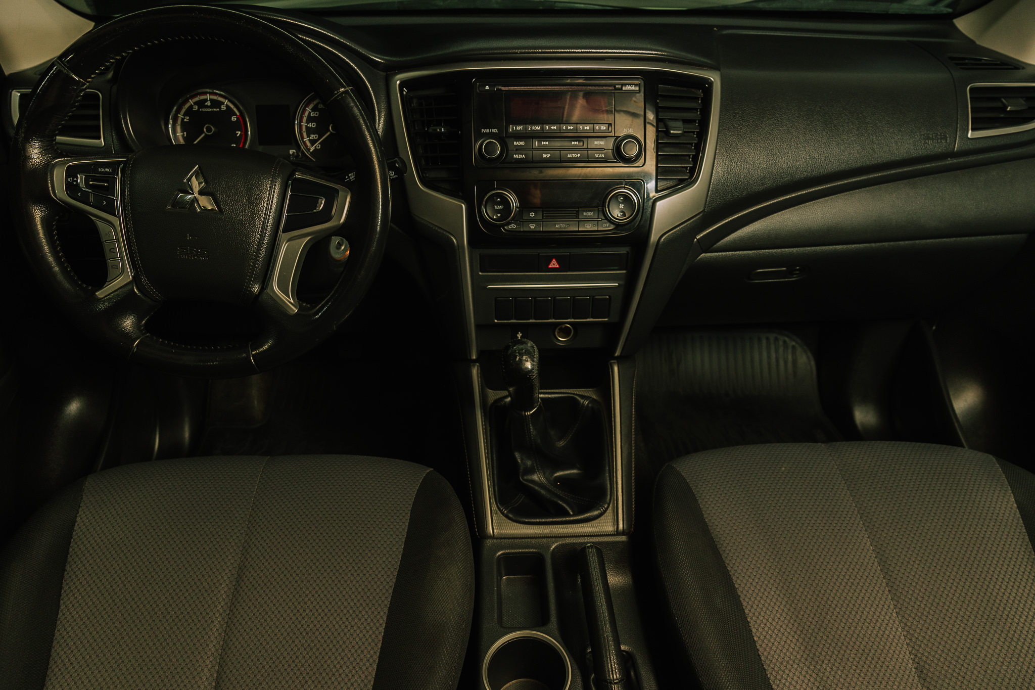 MITSUBISHI L-200 GLX 2021              (BONO DE $20,000)