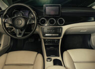 MERCEDES CLASE 200 2017 CLA