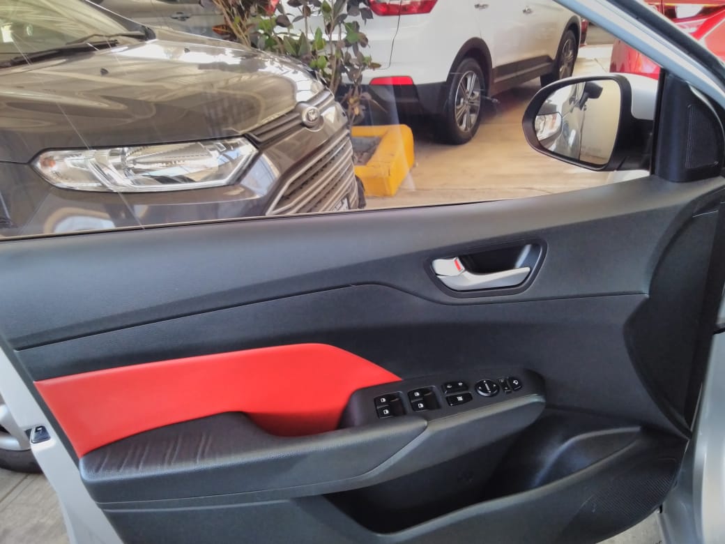 HYUNDAI ACCENT 2019 HATCHBACK GLS