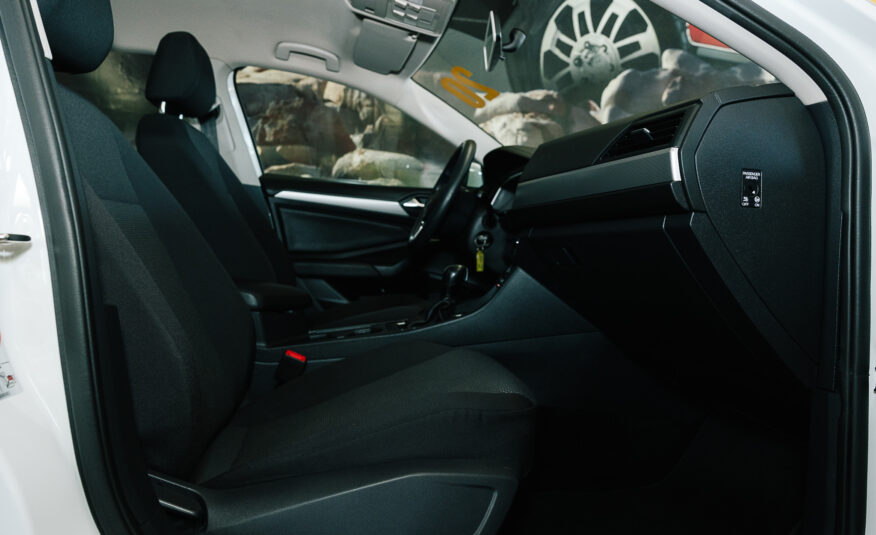 VOLKSWAGEN JETTA TRENDLINE 2020