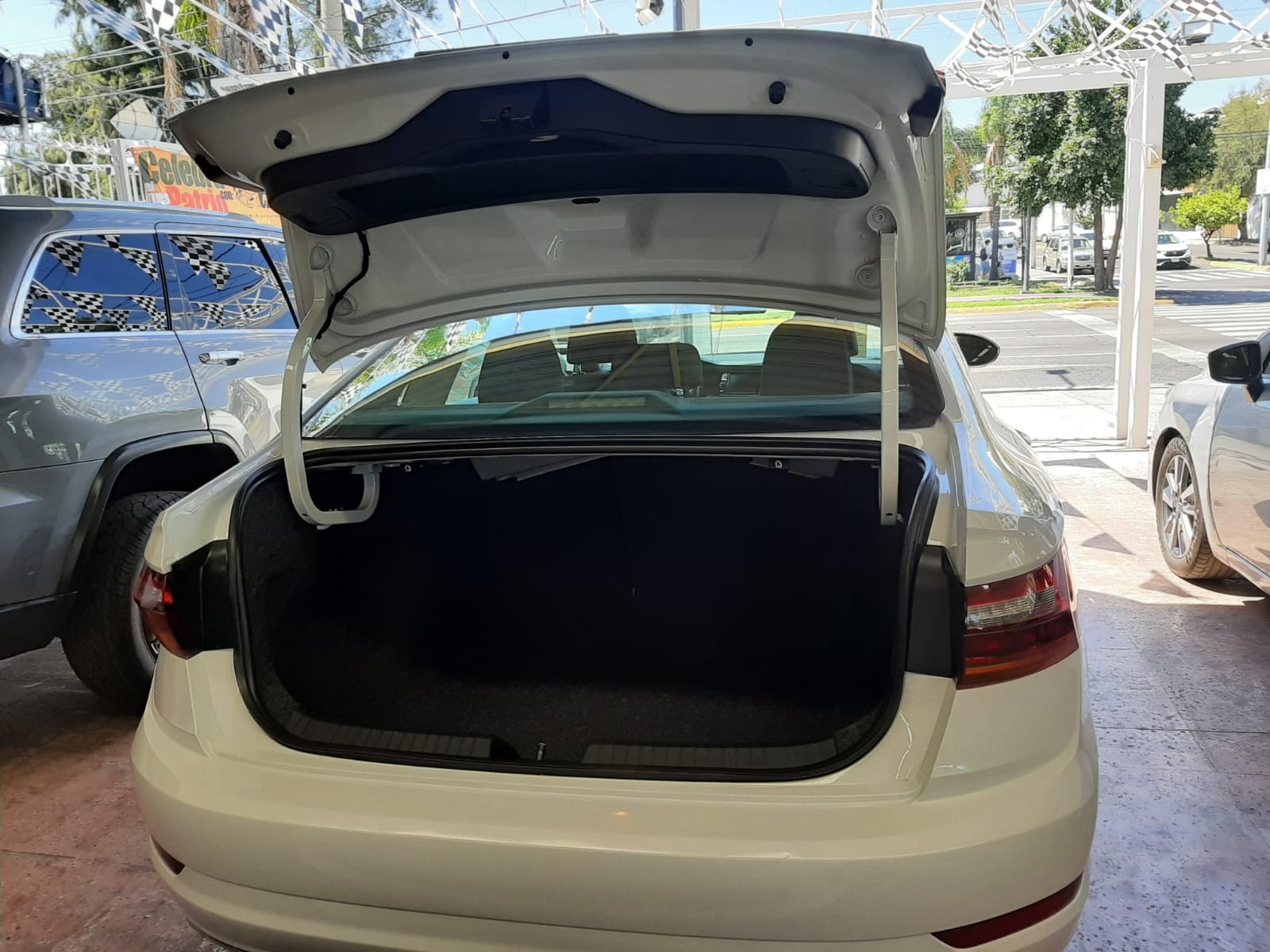 VOLKSWAGEN JETTA TRENDLINE 2020