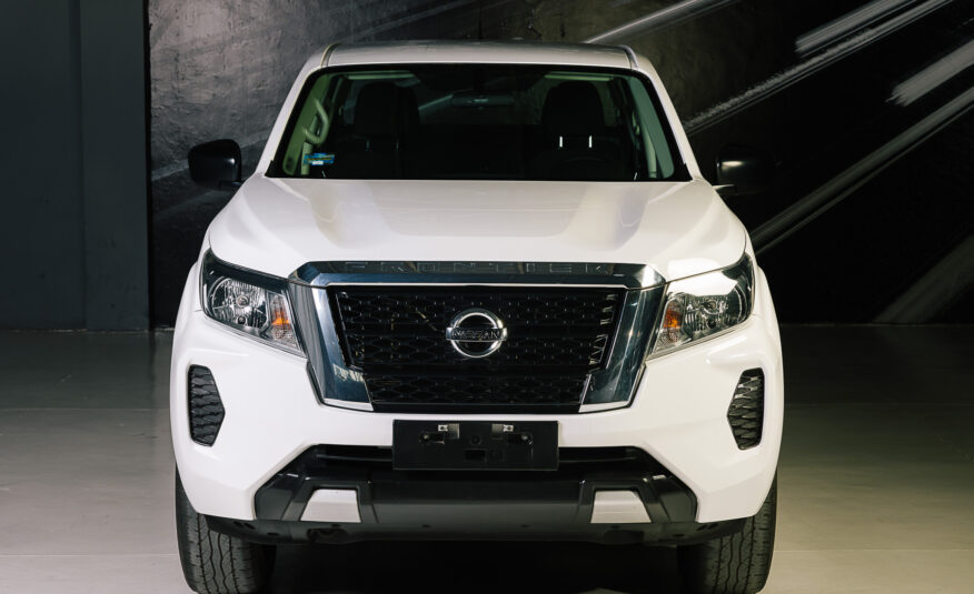 NISSAN  NP300 2022 FRONTIER XE