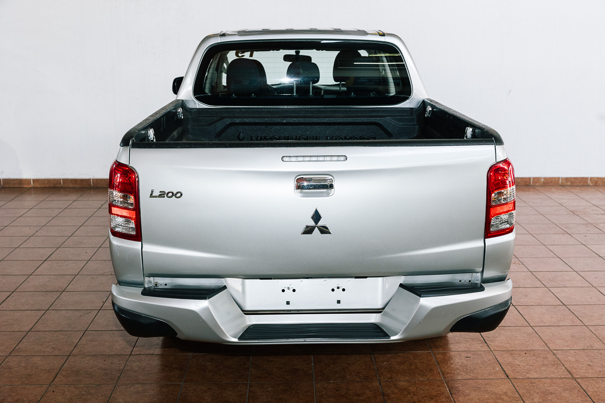 MITSUBISHI L-200 GLS 2019          (BONO DE $30,000)