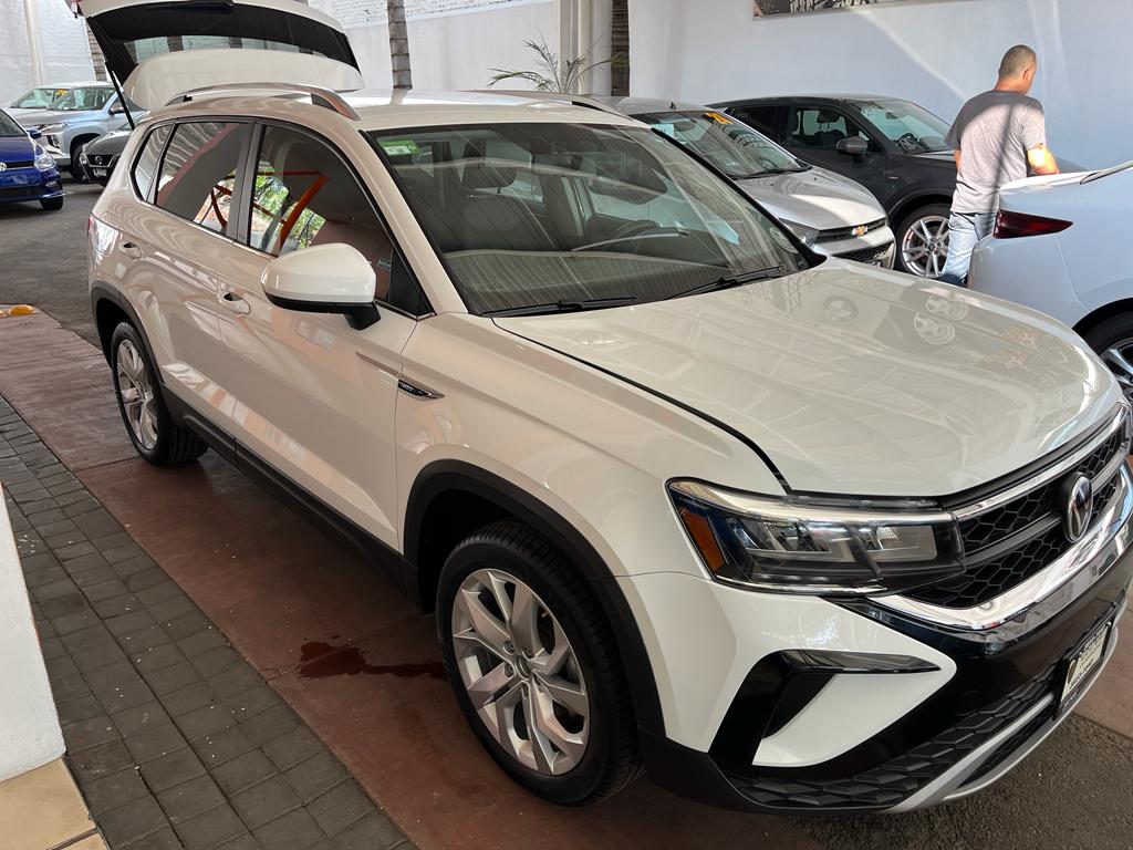 VOLKSWAGEN TAOS CONFORTLINE 2021