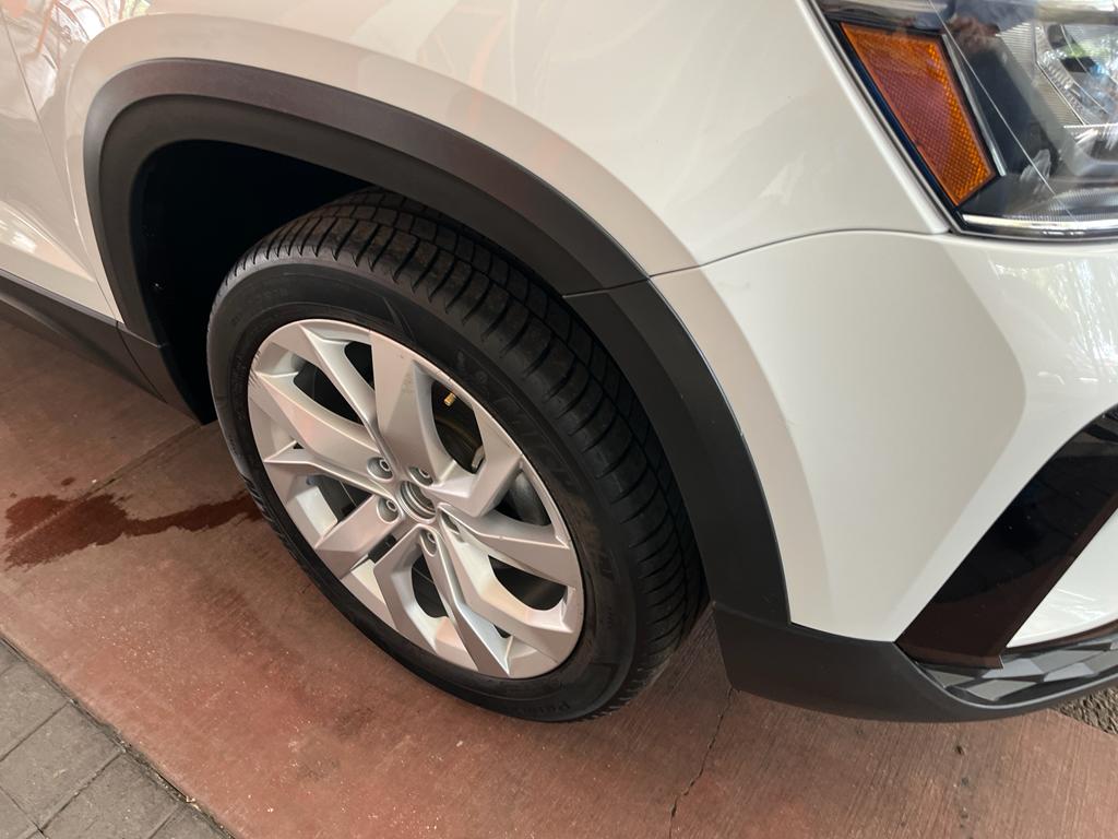 VOLKSWAGEN TAOS CONFORTLINE 2021