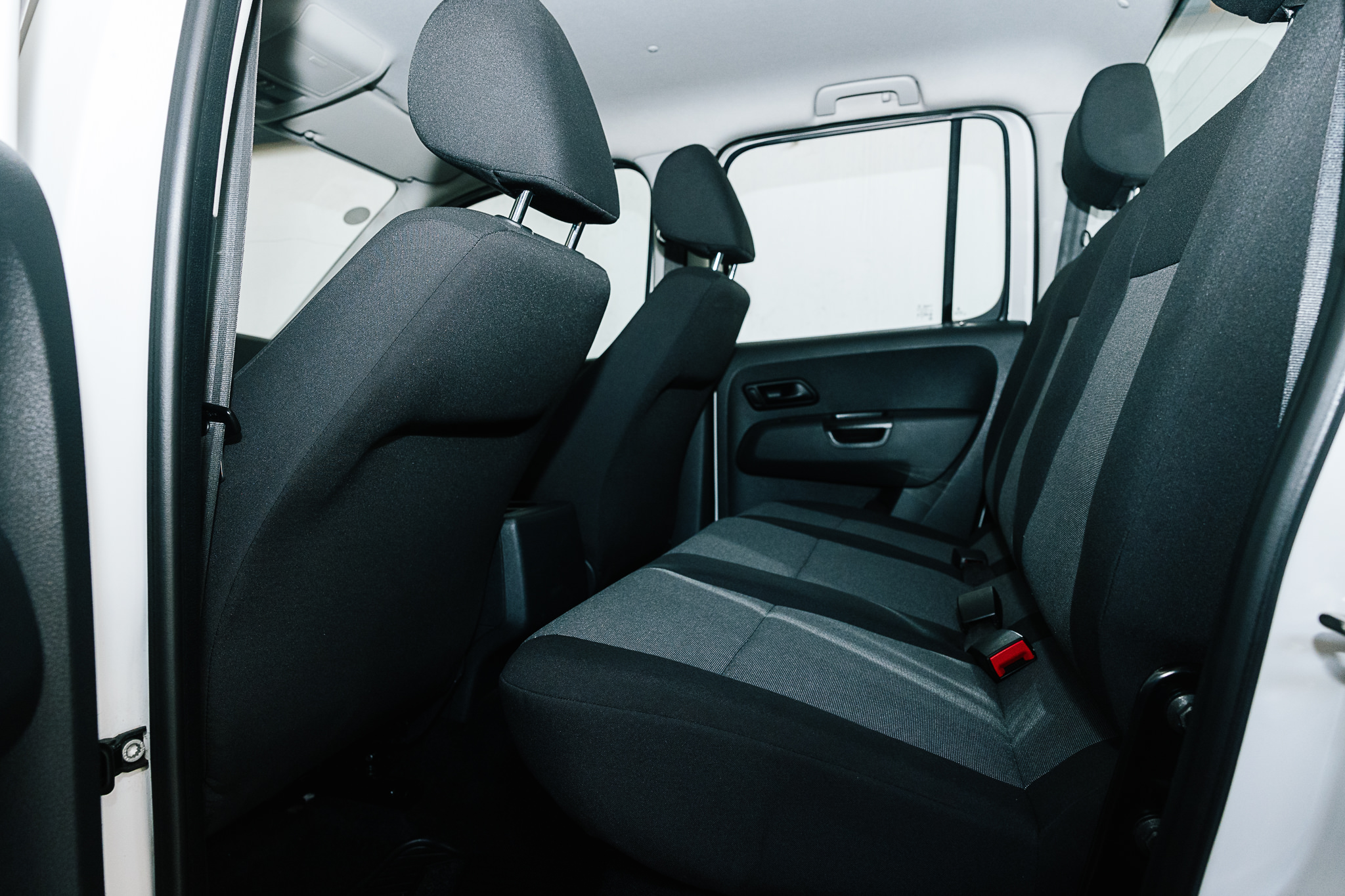VOLKSWAGEN AMAROK 2018 DC TRENDLINE