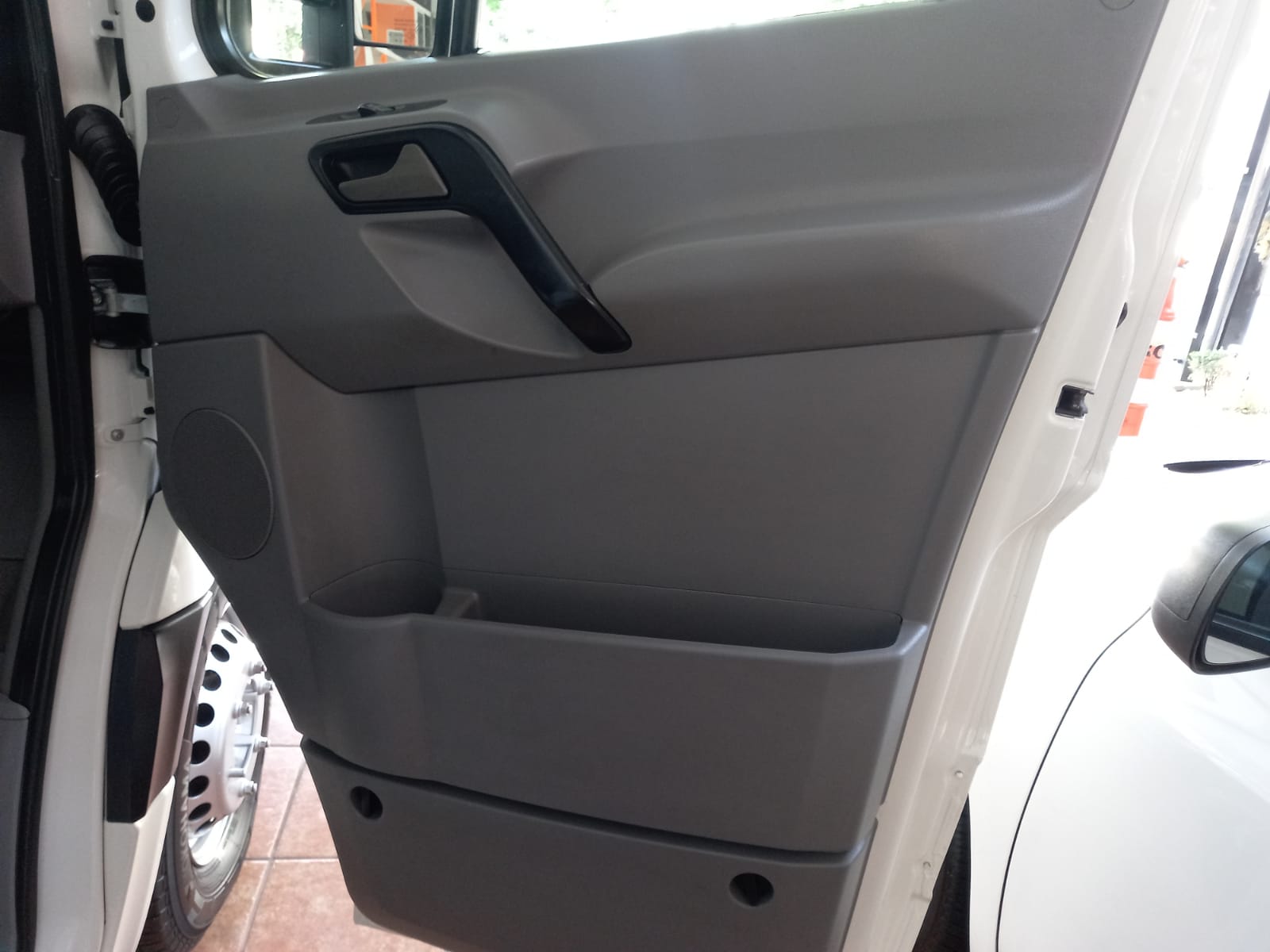 VOLKSWAGEN CRAFTER 2017 LWB