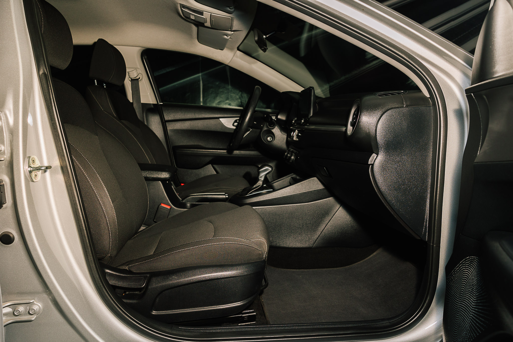 KIA FORTE 2020 SEDAN IVT                  (BONO DE $20,000)