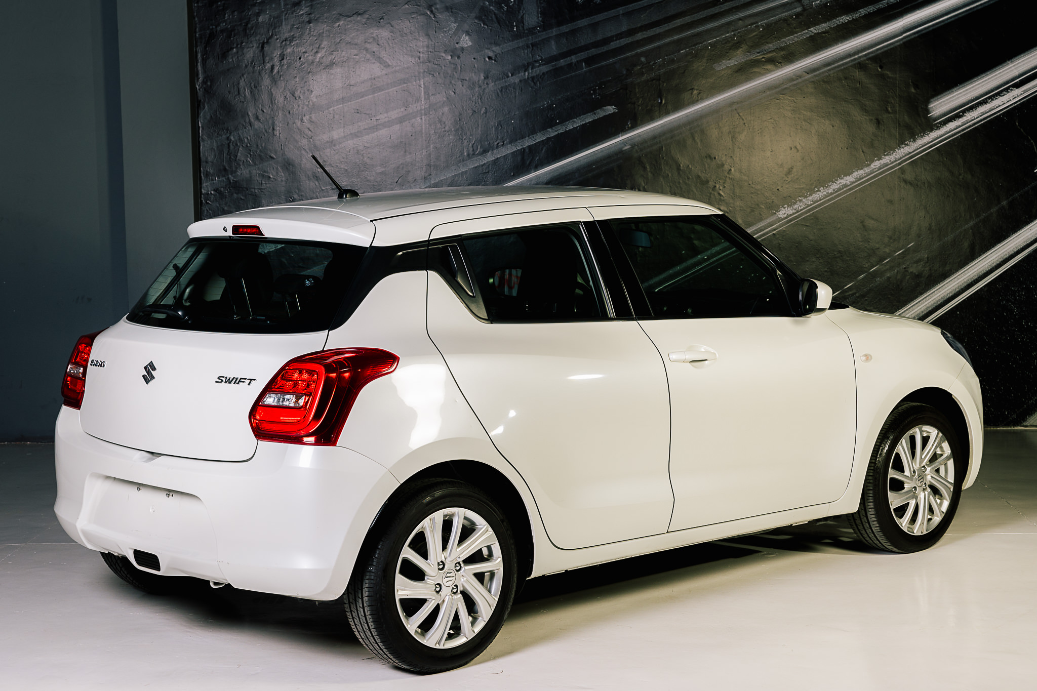 SUZUKI SWIFT 2023 GLS