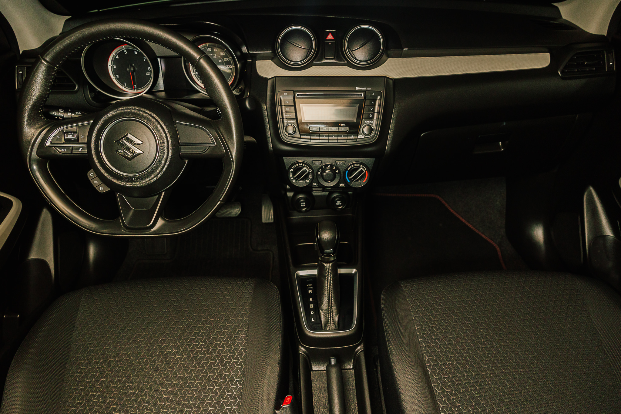 SUZUKI SWIFT 2023 GLS