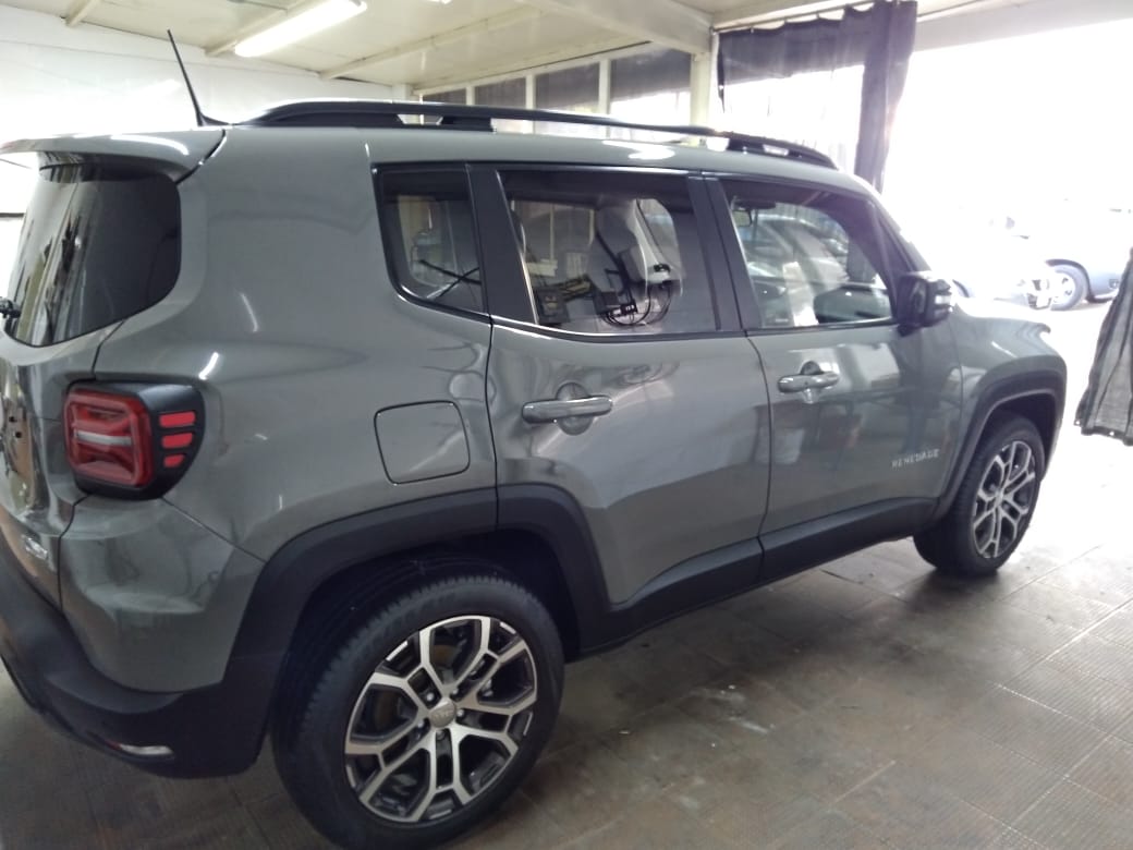 JEEP RENEGADE LATITUDE 2023