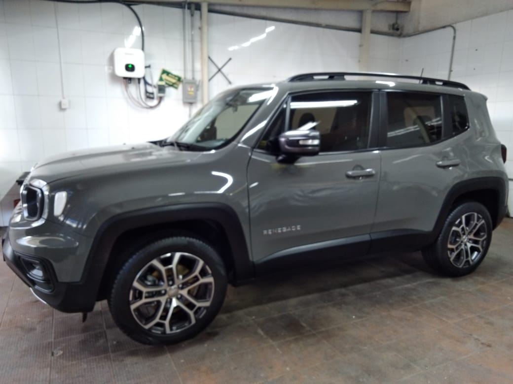 JEEP RENEGADE LATITUDE 2023