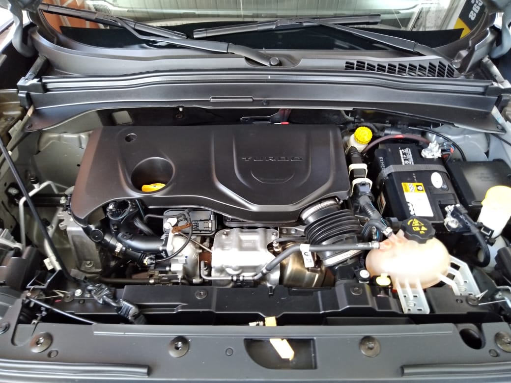 JEEP RENEGADE LATITUDE 2023