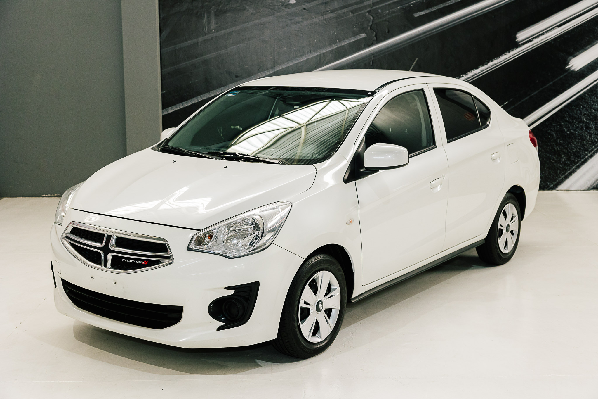 DODGE ATTITUDE SE 2023                                            (BONO DE $25,000)