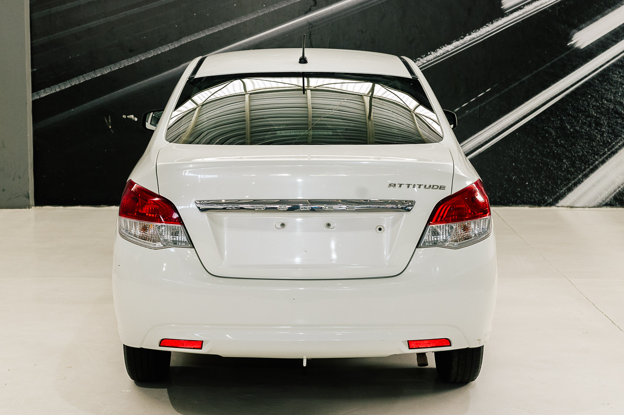 DODGE ATTITUDE SE 2023                                            (BONO DE $25,000)