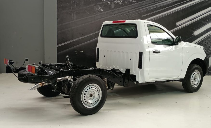 NISSAN NP 300 2025 CHASIS