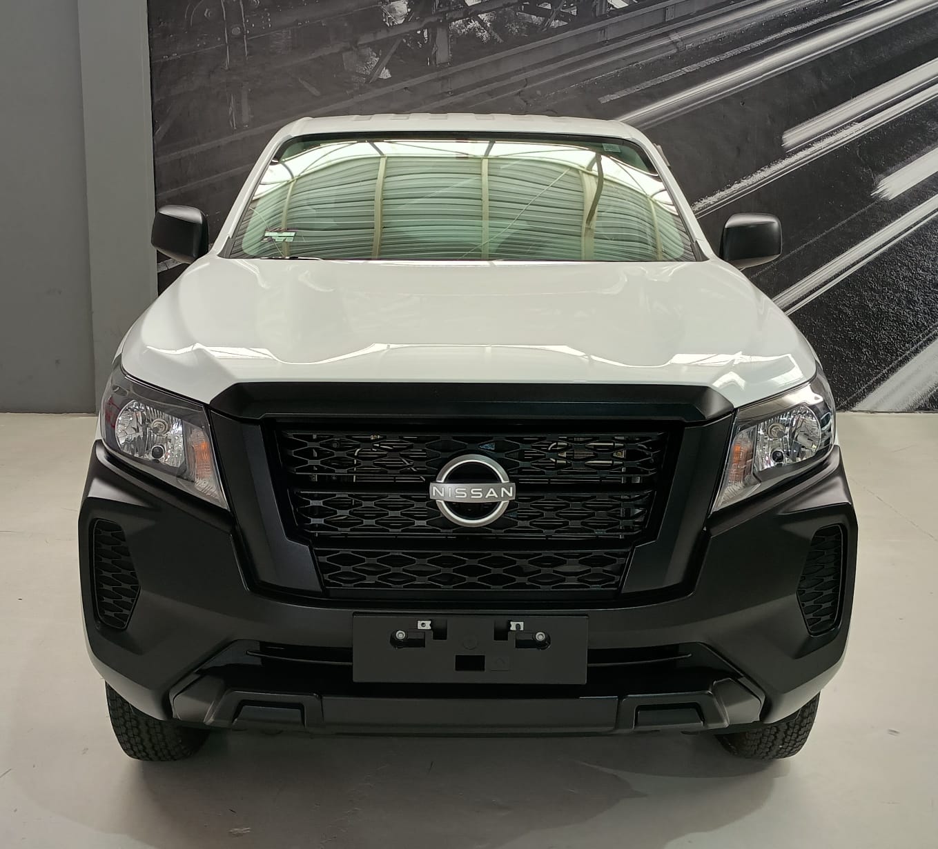 NISSAN NP 300 2025 CHASIS