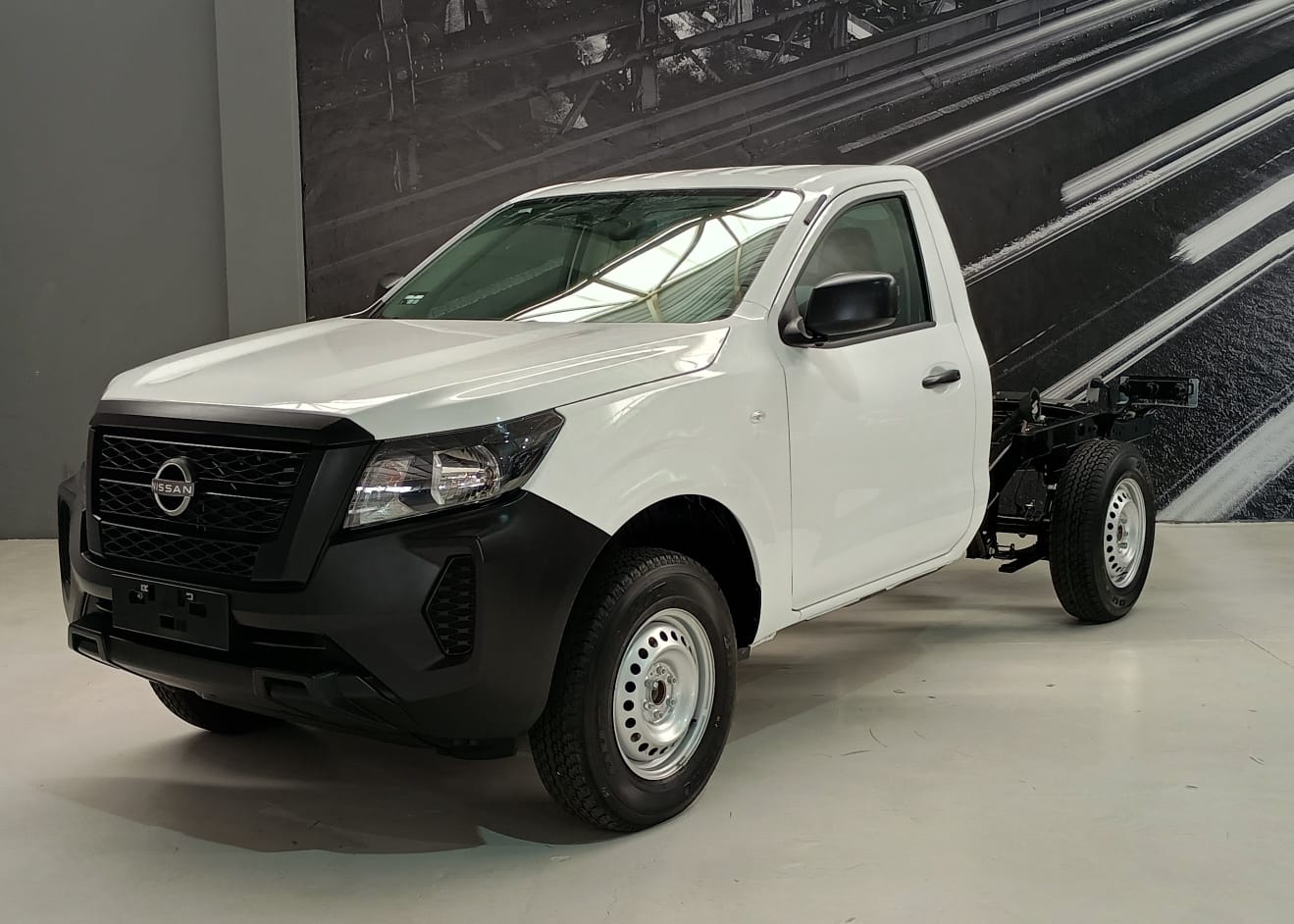 NISSAN NP 300 2025 CHASIS