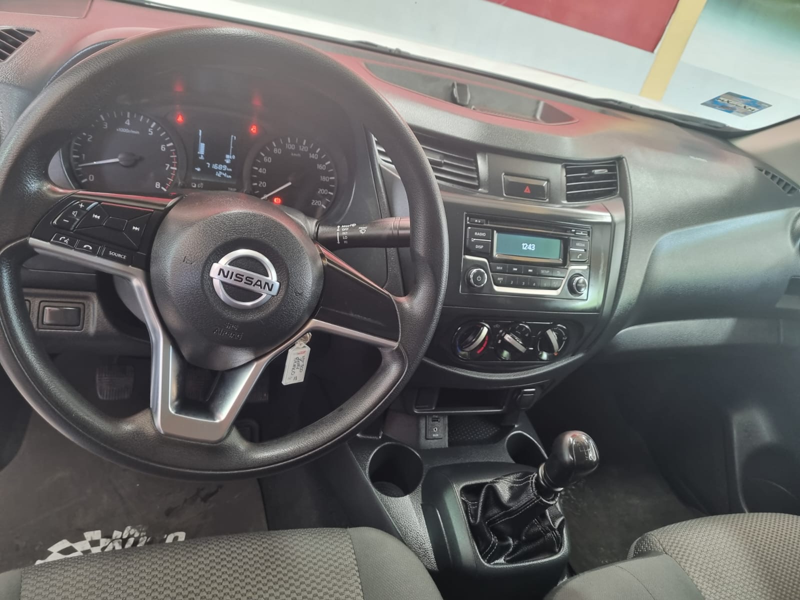 NISSAN FRONTIER NP300 2021