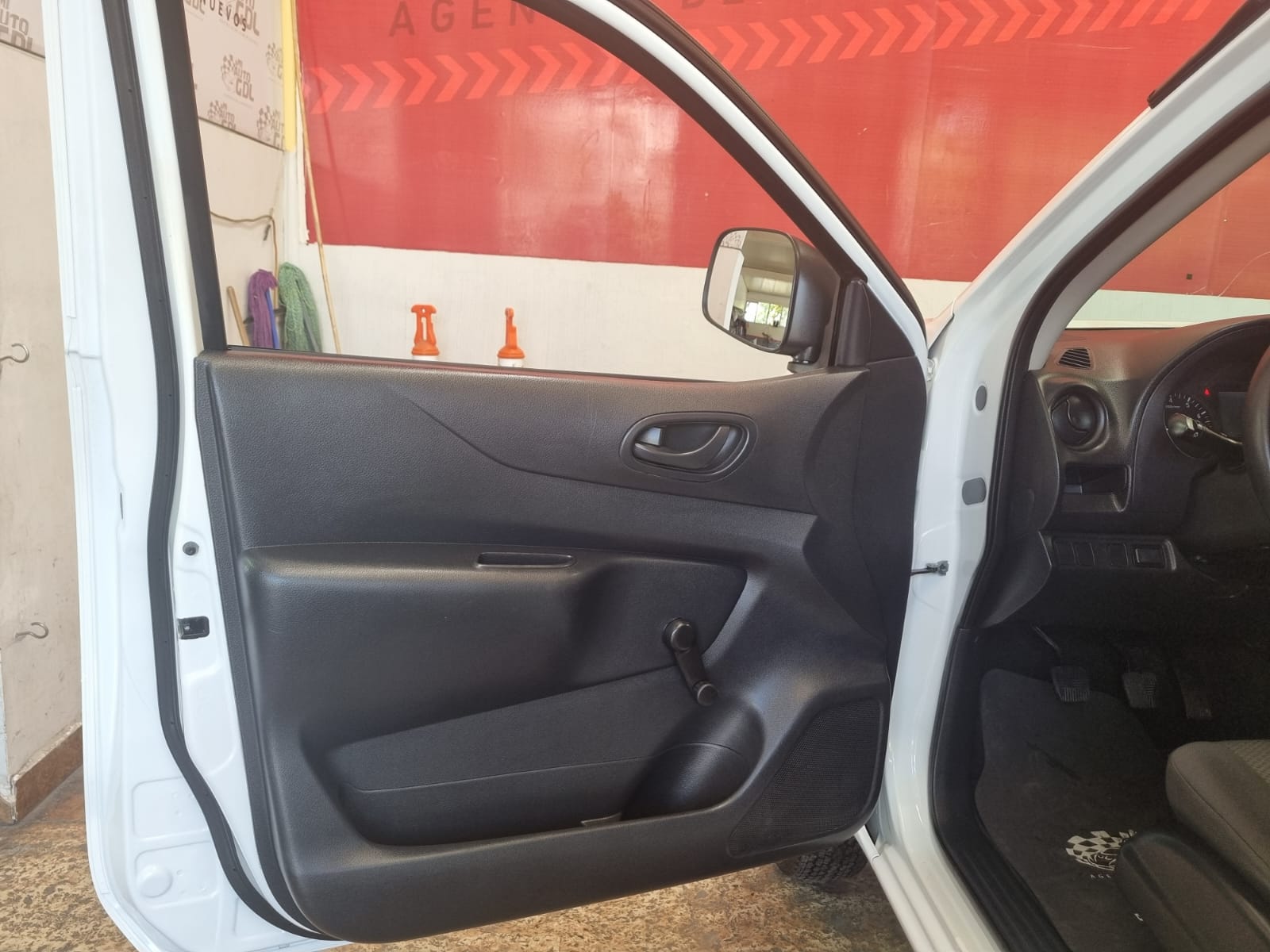 NISSAN FRONTIER NP300 2021