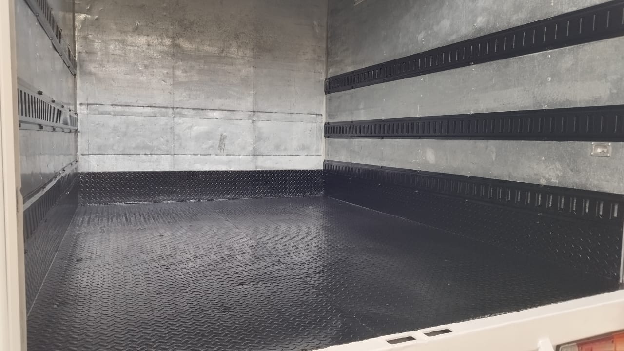 NISSAN FRONTIER NP300 2021