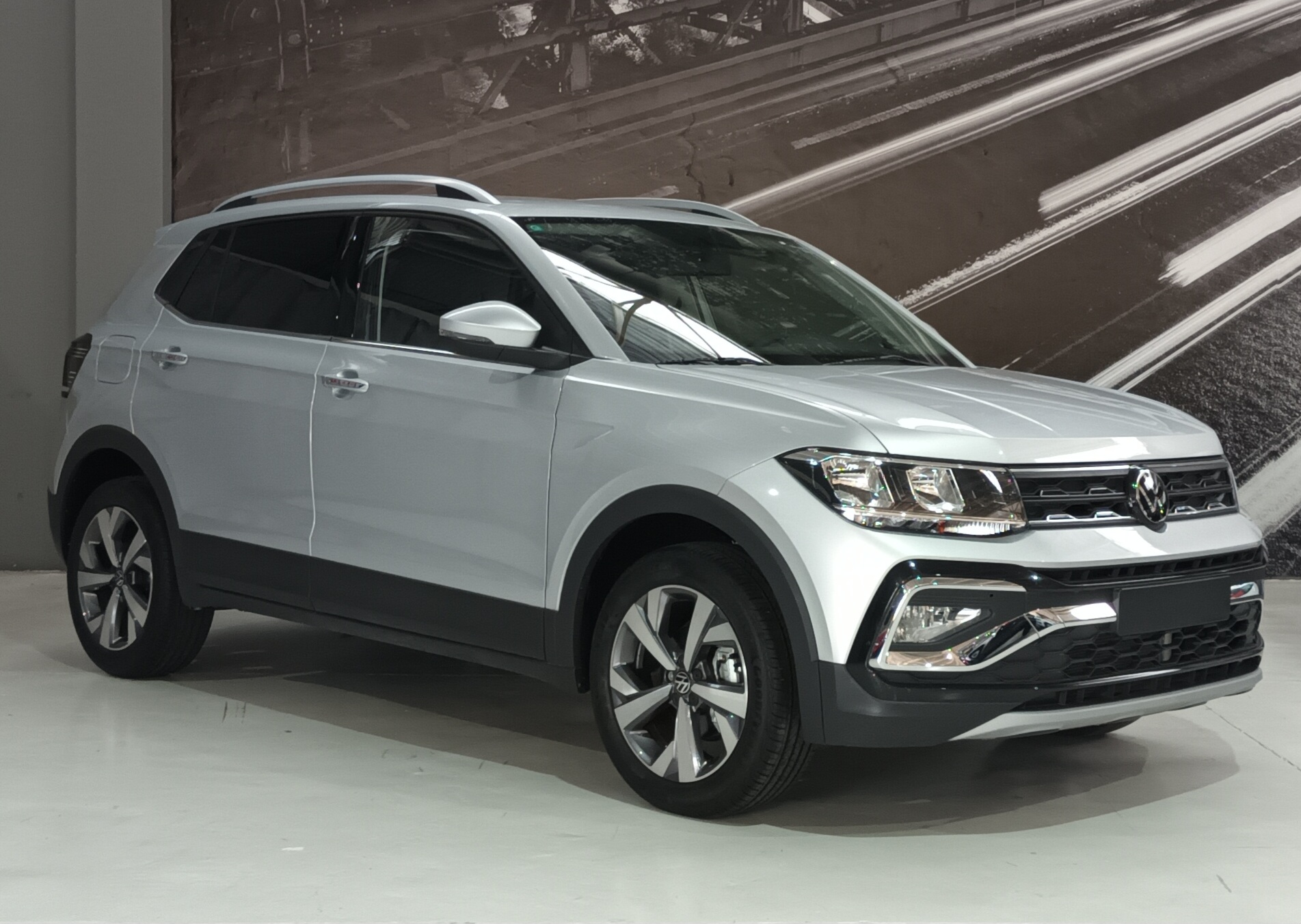 VOLKSWAGEN TAIGUN COMFORTLINE 2025