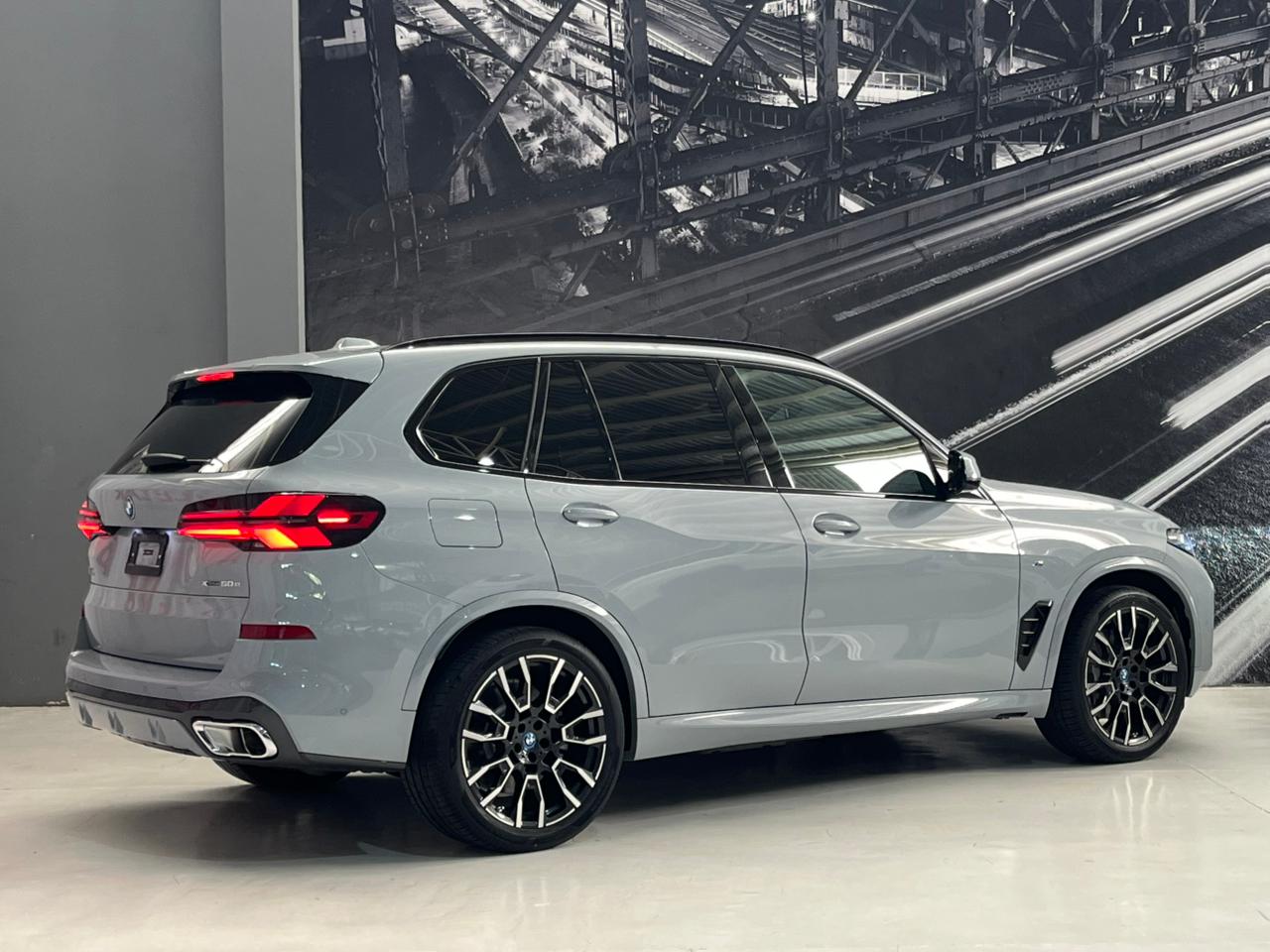 BMW X5 xDrive 2025