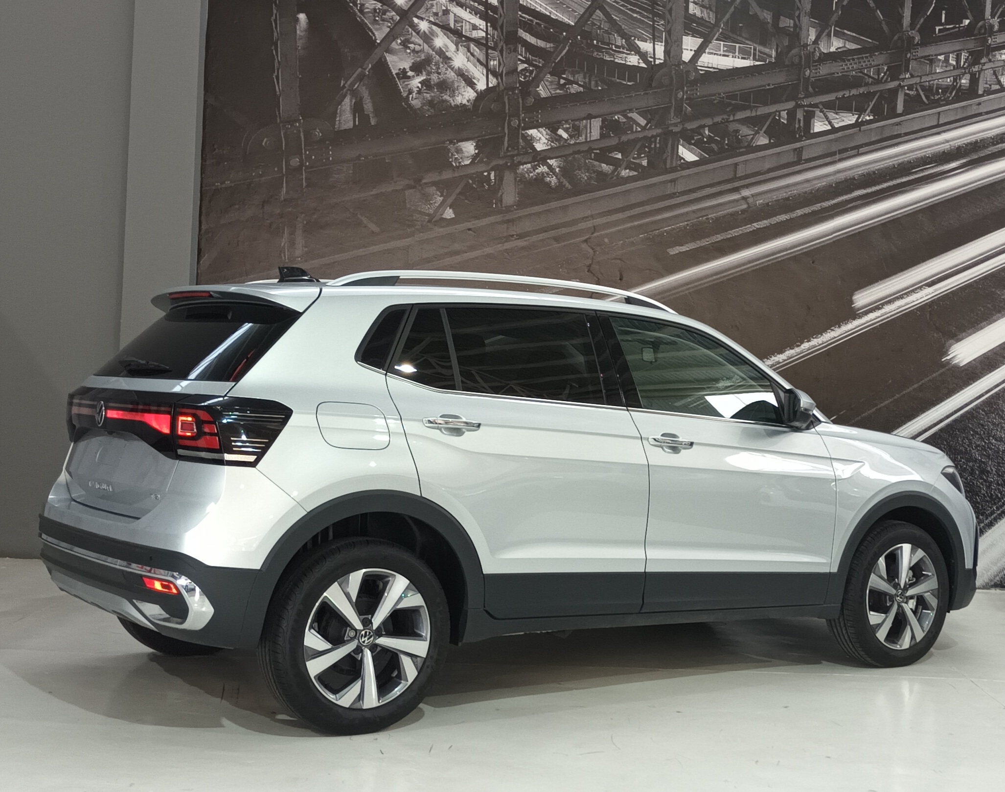 VOLKSWAGEN TAIGUN COMFORTLINE 2025