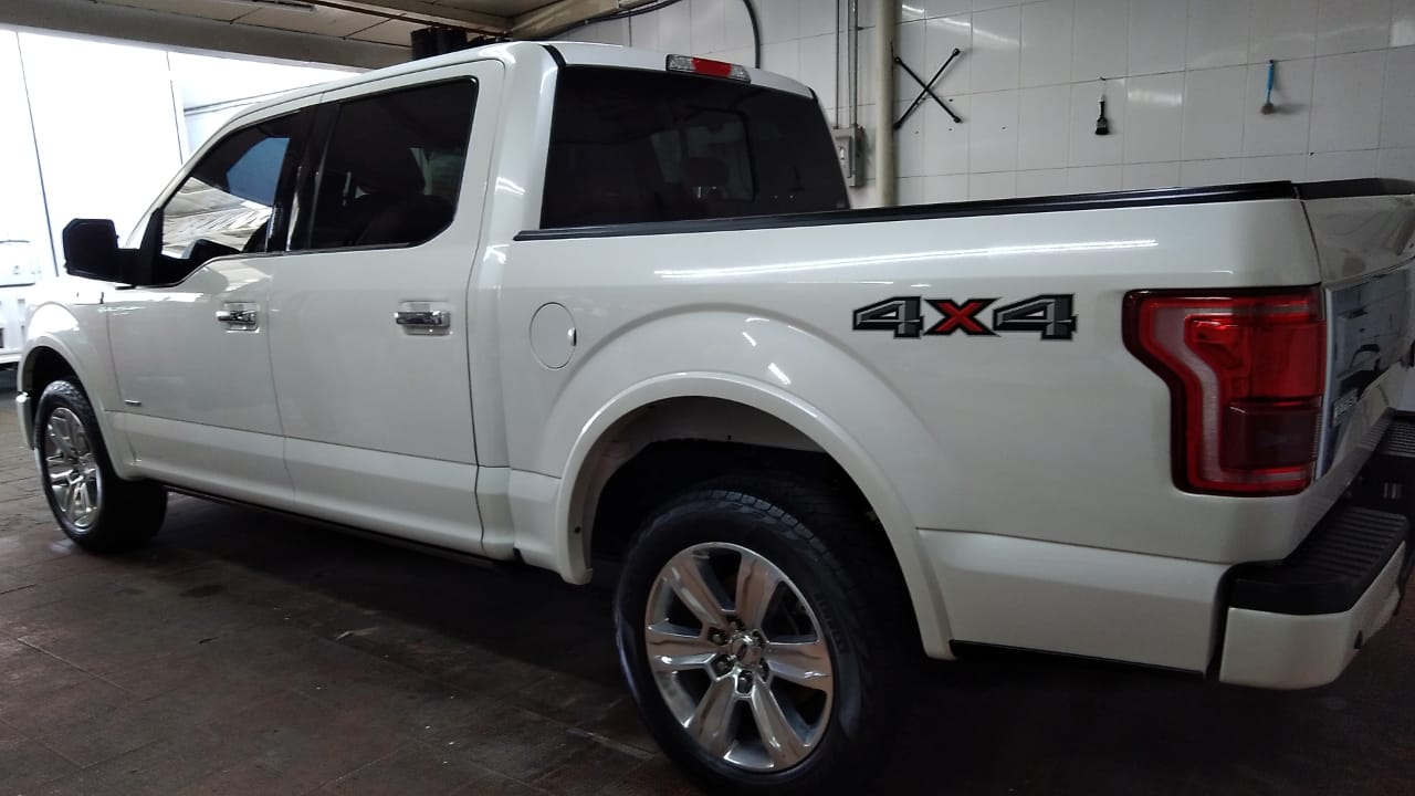 FORD LOBO 2017 PLATINUM  CREW CA 4X4