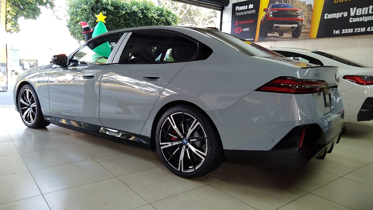 BMW i5 2025 M60 xDrive