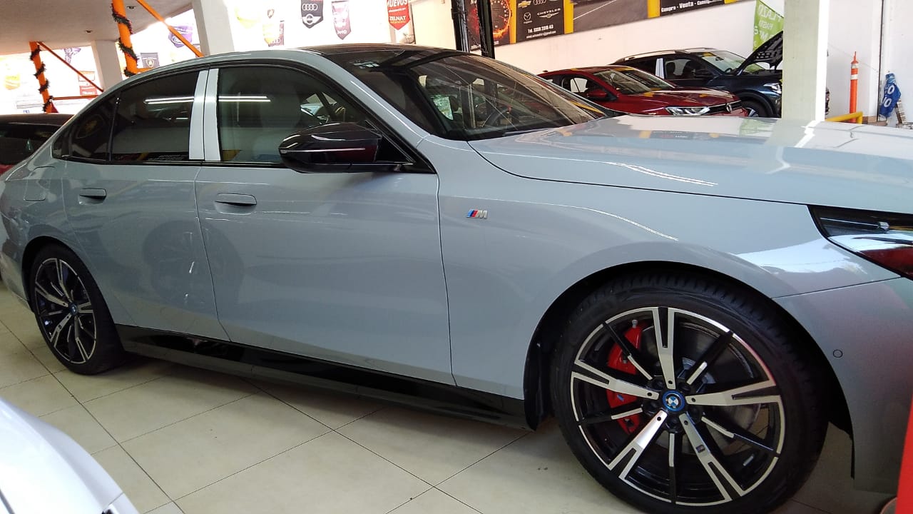 BMW i5 2025 M60 xDrive