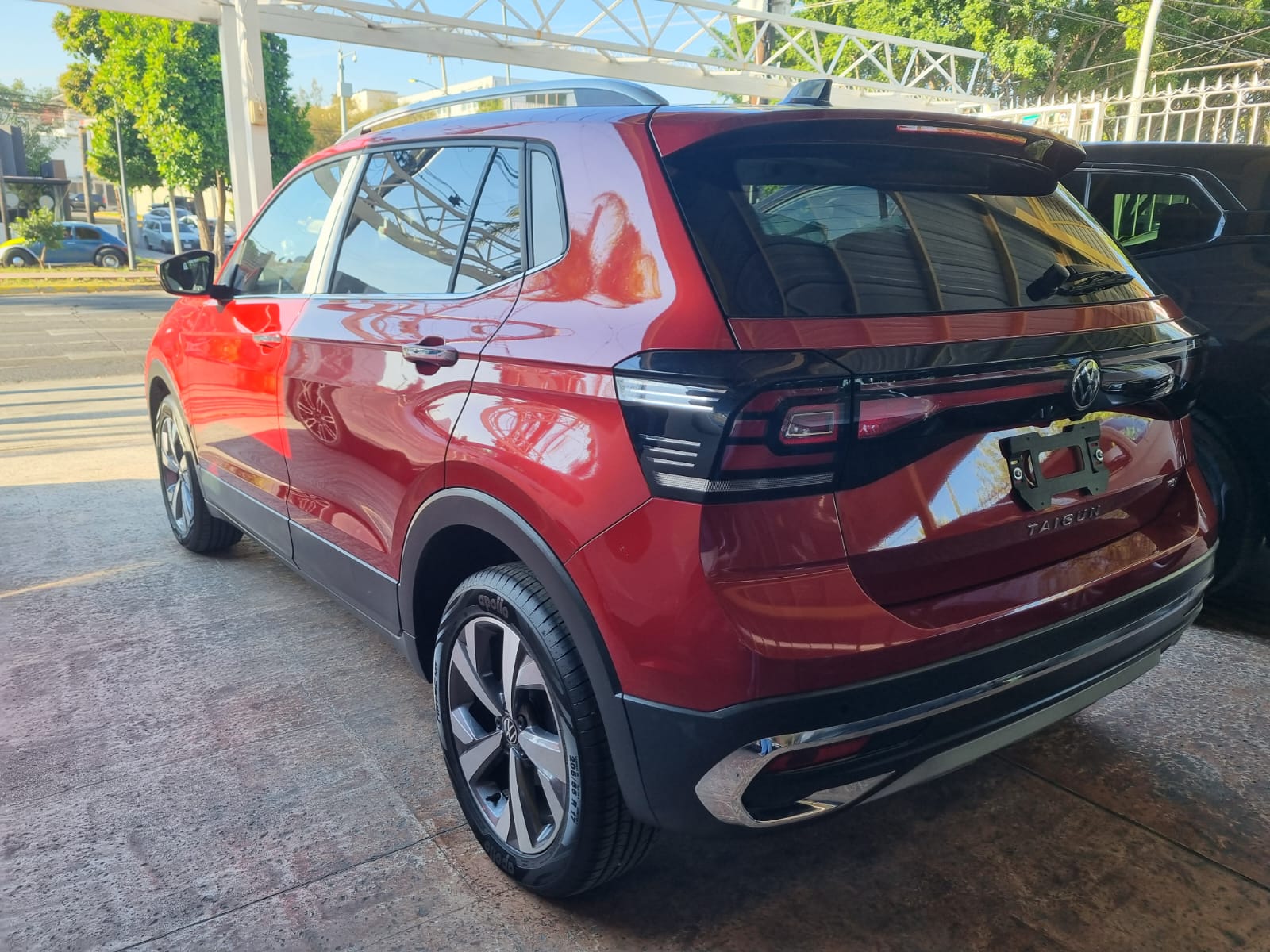 VOLKSWAGEN TAIGUN CONFORTLINE 2024