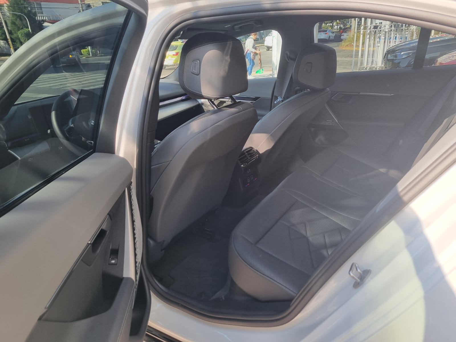 BMW i5 M60 2025 xDRIVE