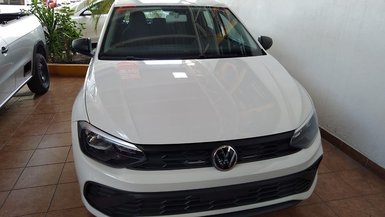 VOLKSWAGEN POLO TRACK 2026