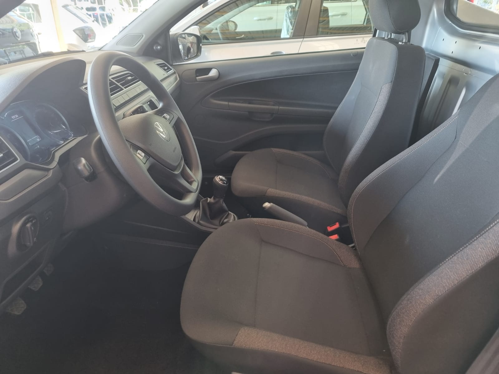 VLKSWAGEN SAVEIRO ROBUST 2026