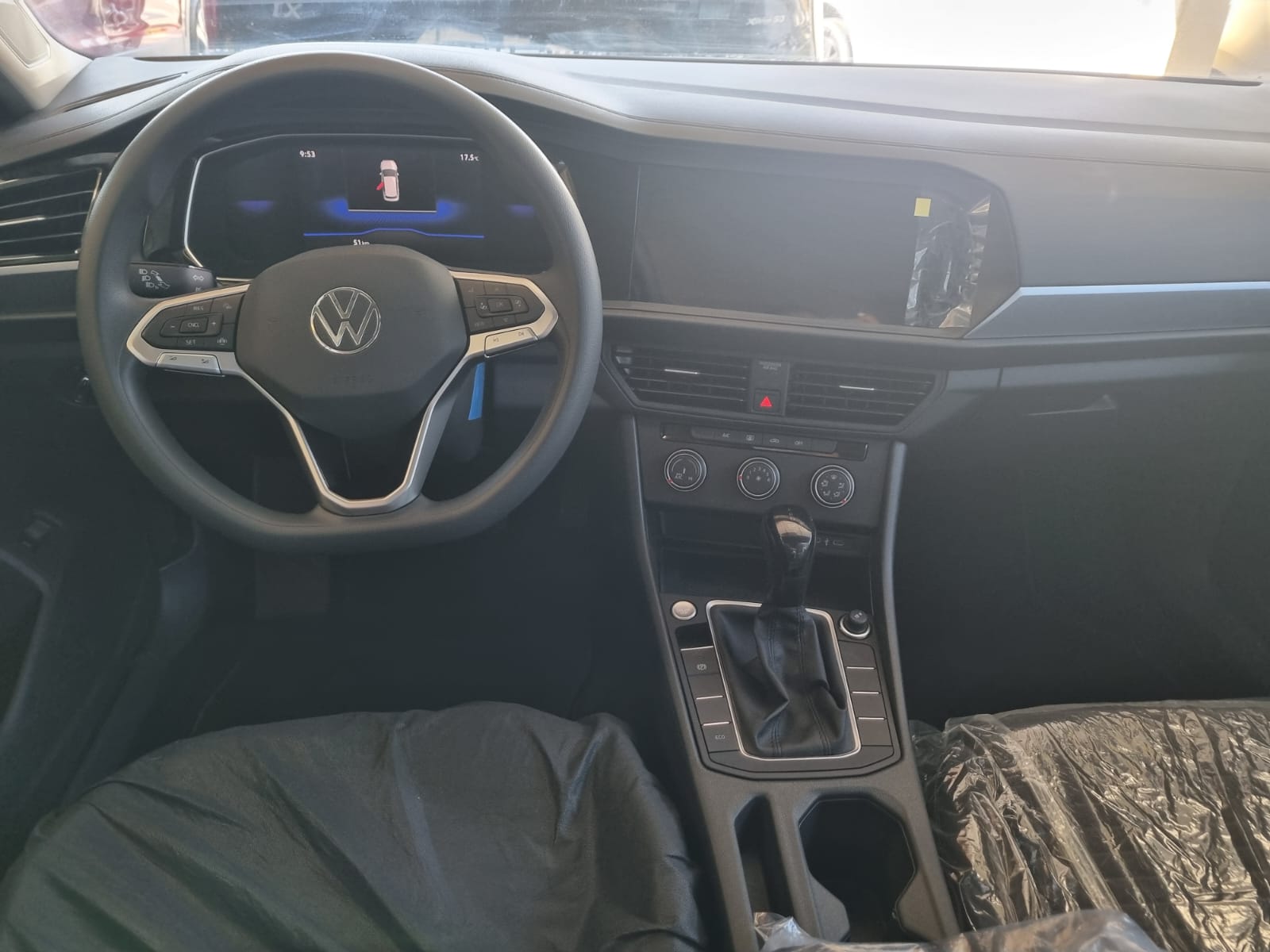 VOLKSWAGEN JETTA 2024 CONFORTLINE