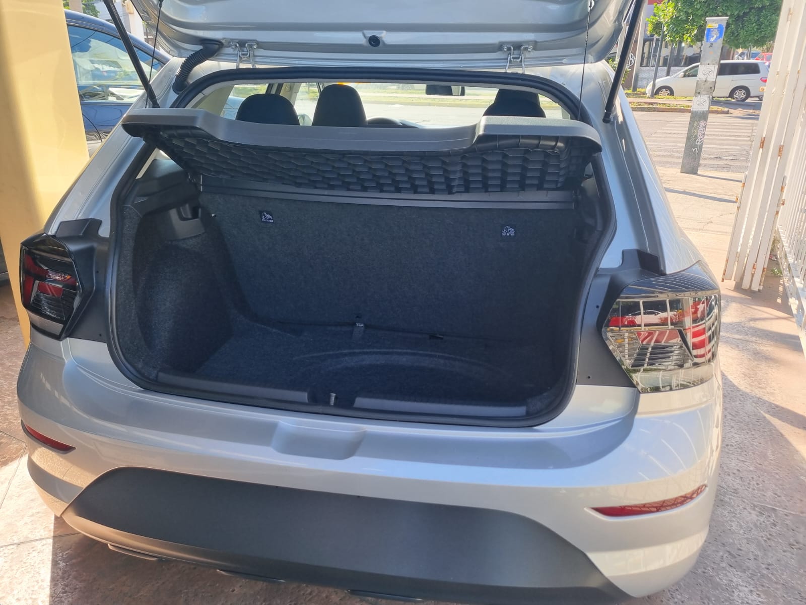 VOLKSWAGEN POLO TRACK 2025