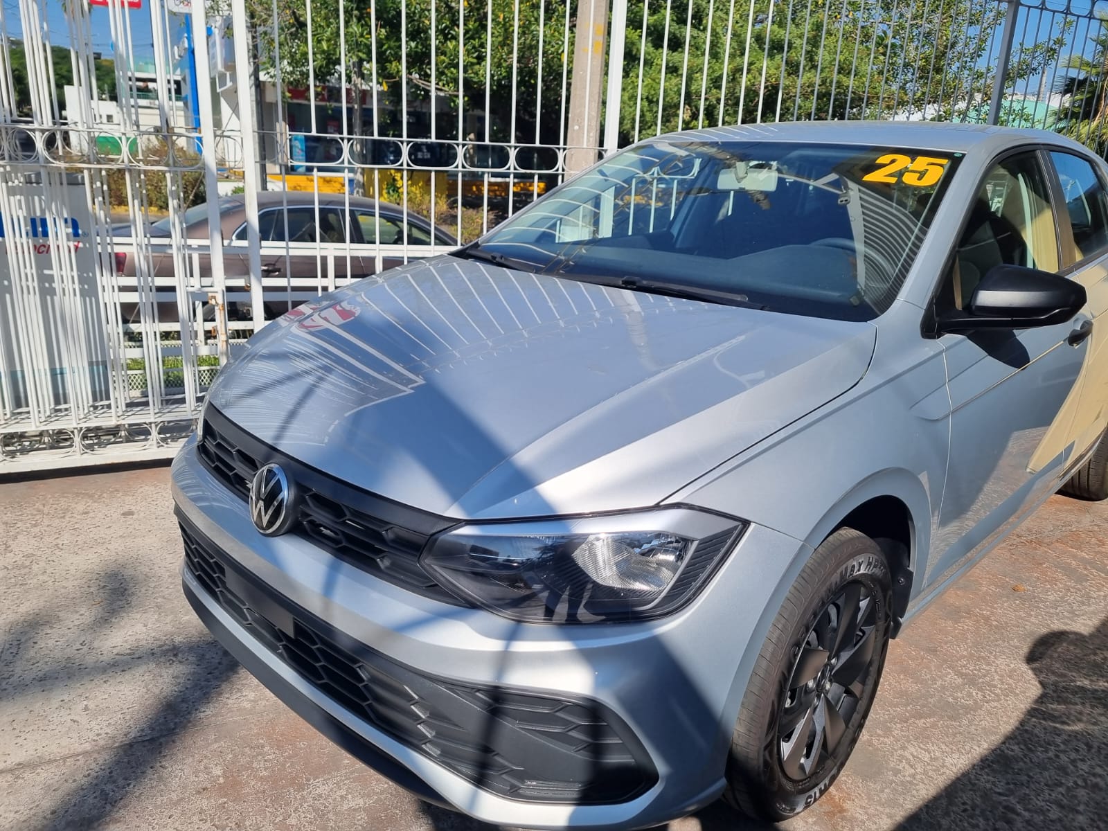 VOLKSWAGEN POLO TRACK 2025