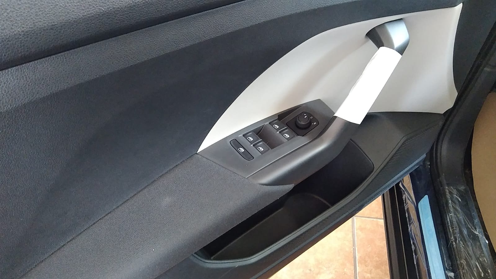 VOLKSWAGEN TAIGUN 2025 COMFORTLINE