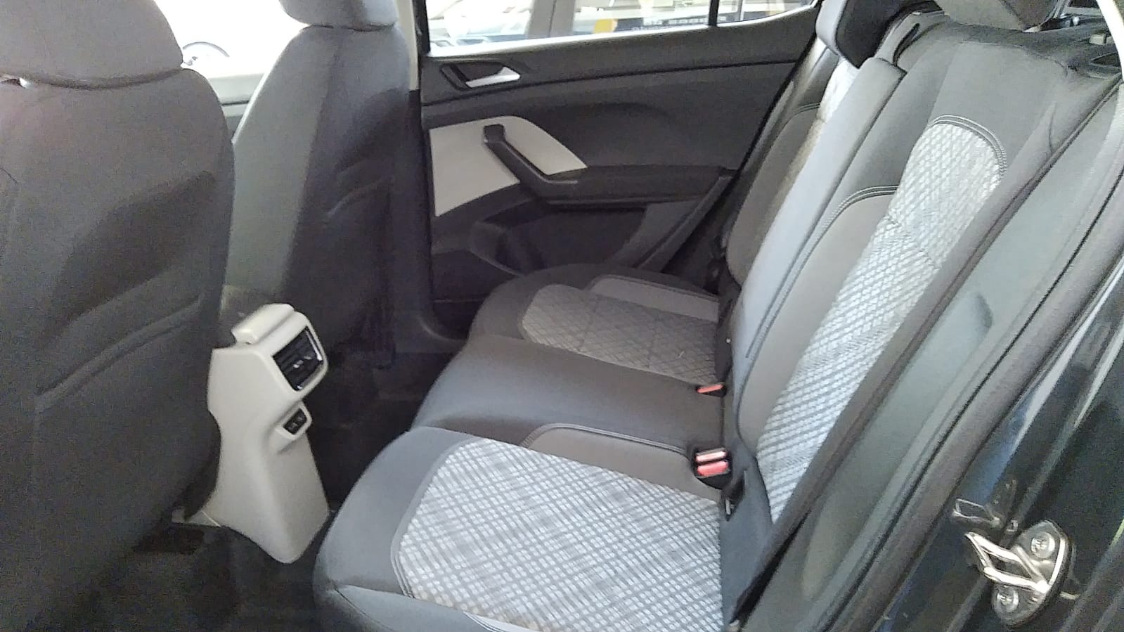 VOLKSWAGEN TAIGUN 2025 COMFORTLINE