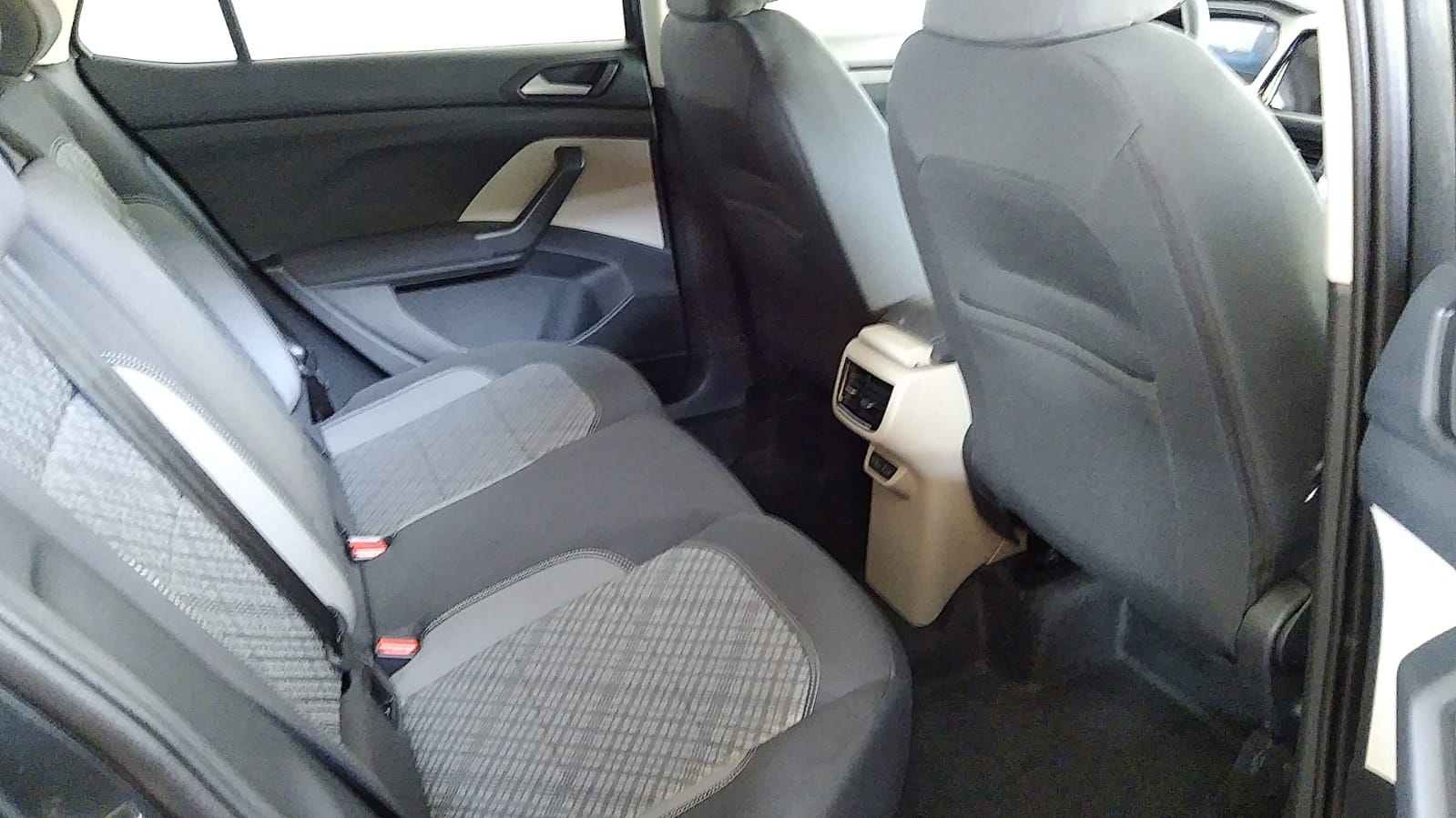 VOLKSWAGEN TAIGUN 2025 COMFORTLINE