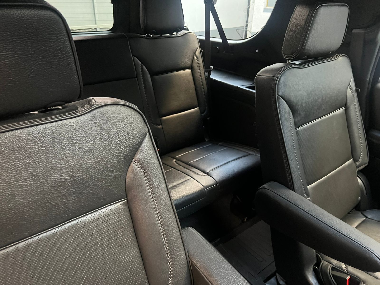 GMC YUKON DENALI 2025