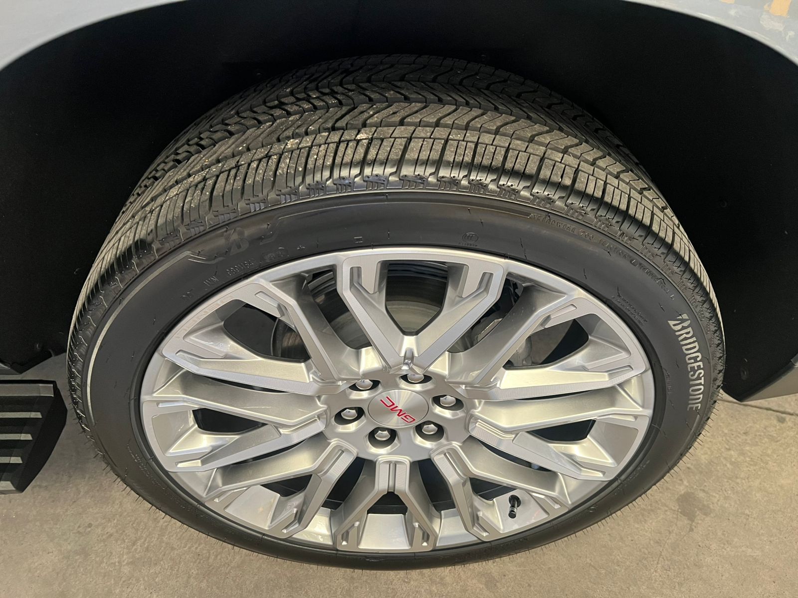 GMC YUKON DENALI 2025